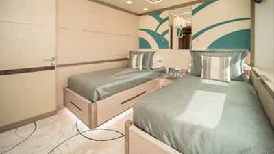 Twin Cabin 2