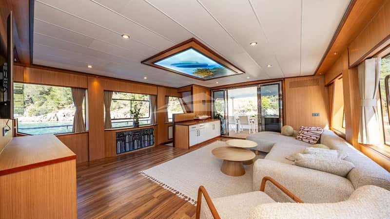 LILA 26m motor yacht charter, photo 2