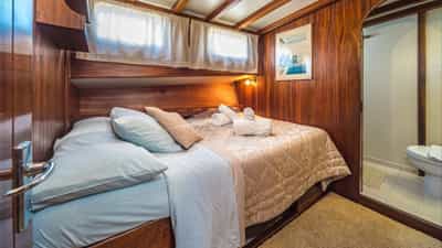 Guest Double Cabin