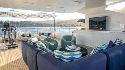 Sundeck Lounge Area