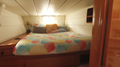 Aft Starboard Guest Suite