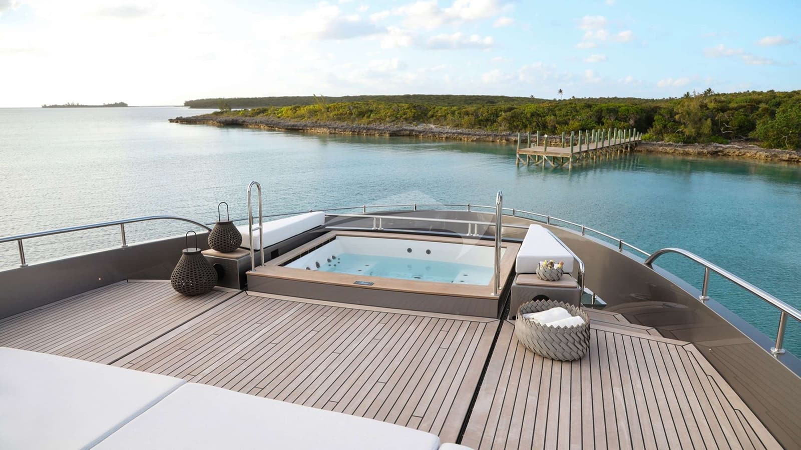 A SALT WEAPON, photo from the yacht portfolio 16