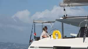 Yacht Charter ILLUSION