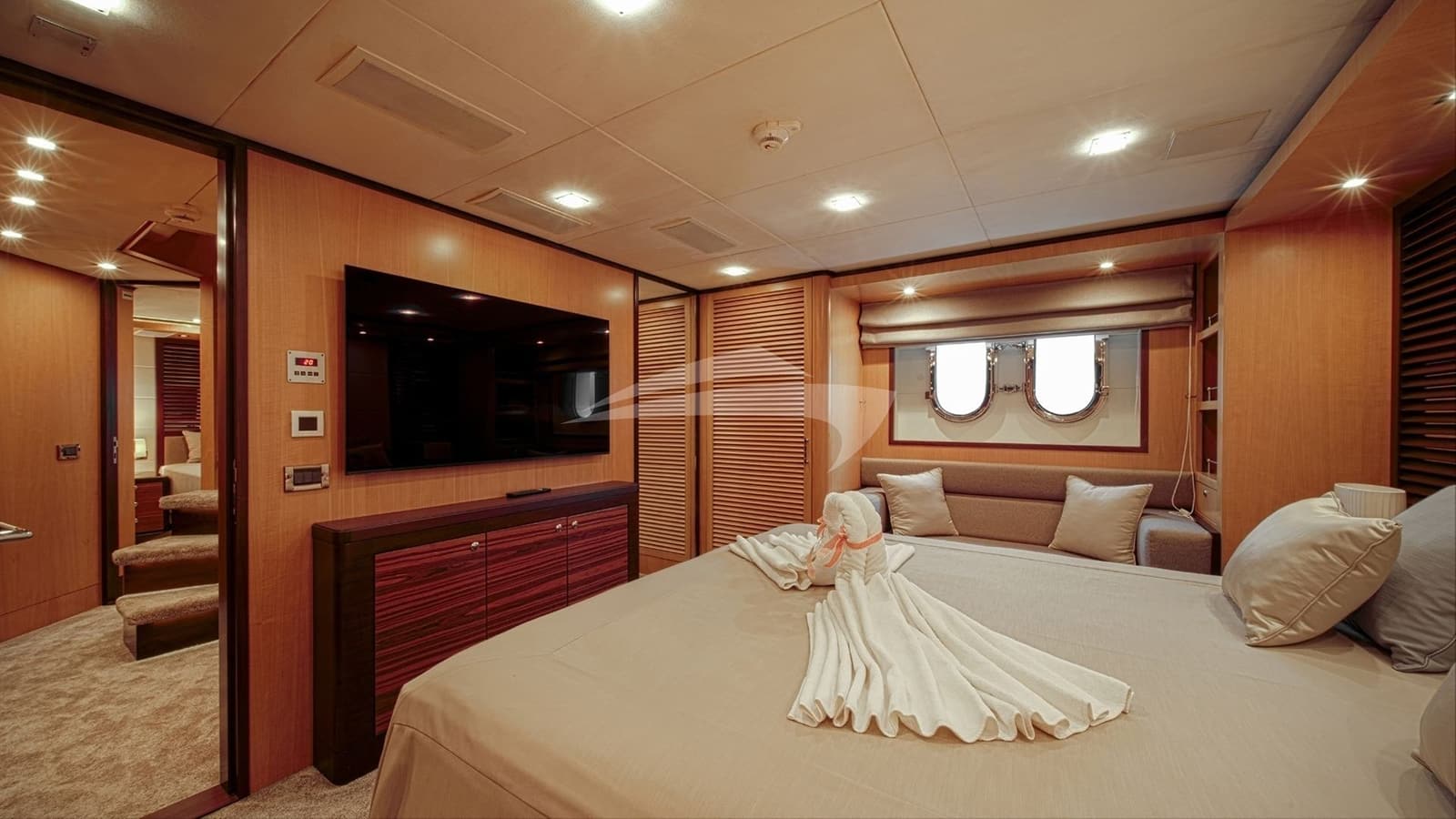 LARGO, photo from the yacht portfolio 19