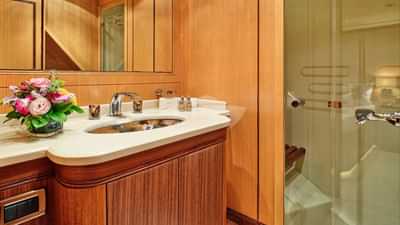Twin Cabin Bathroom