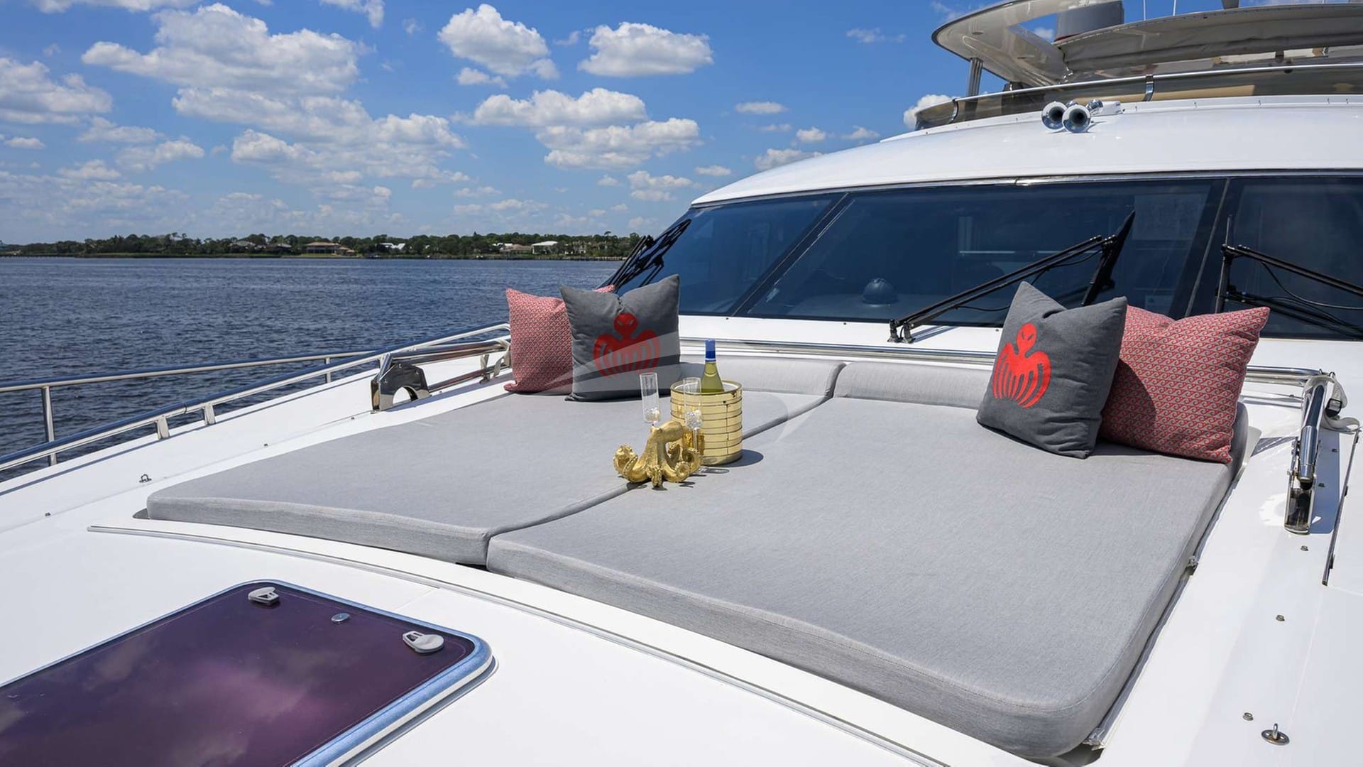 Foredeck Sunpads