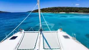 Yacht Charter NEON MOON