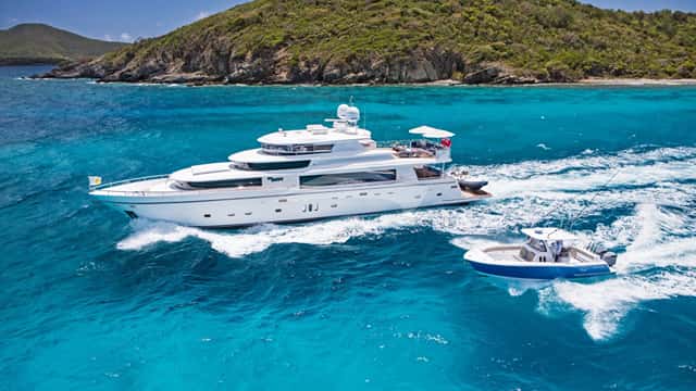 SHE'S A PEACH 33m motor yacht for charter