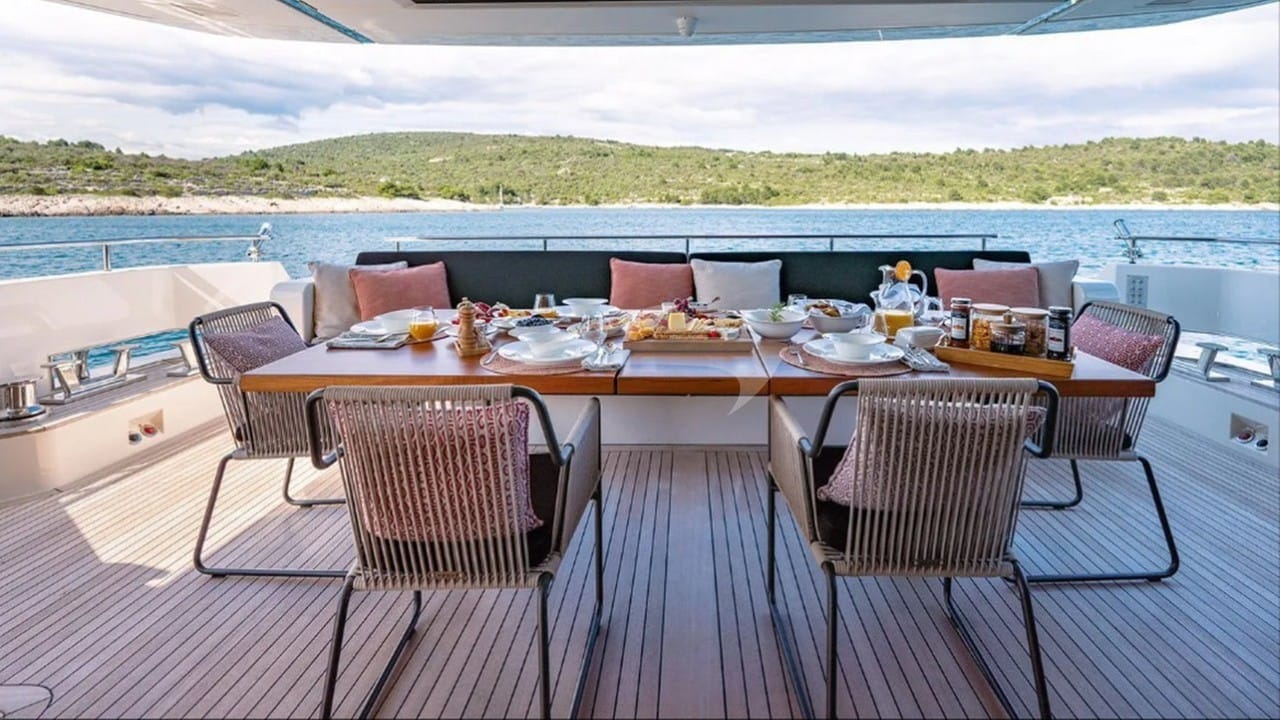 Aft Deck Dining
