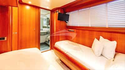 Twin Cabin