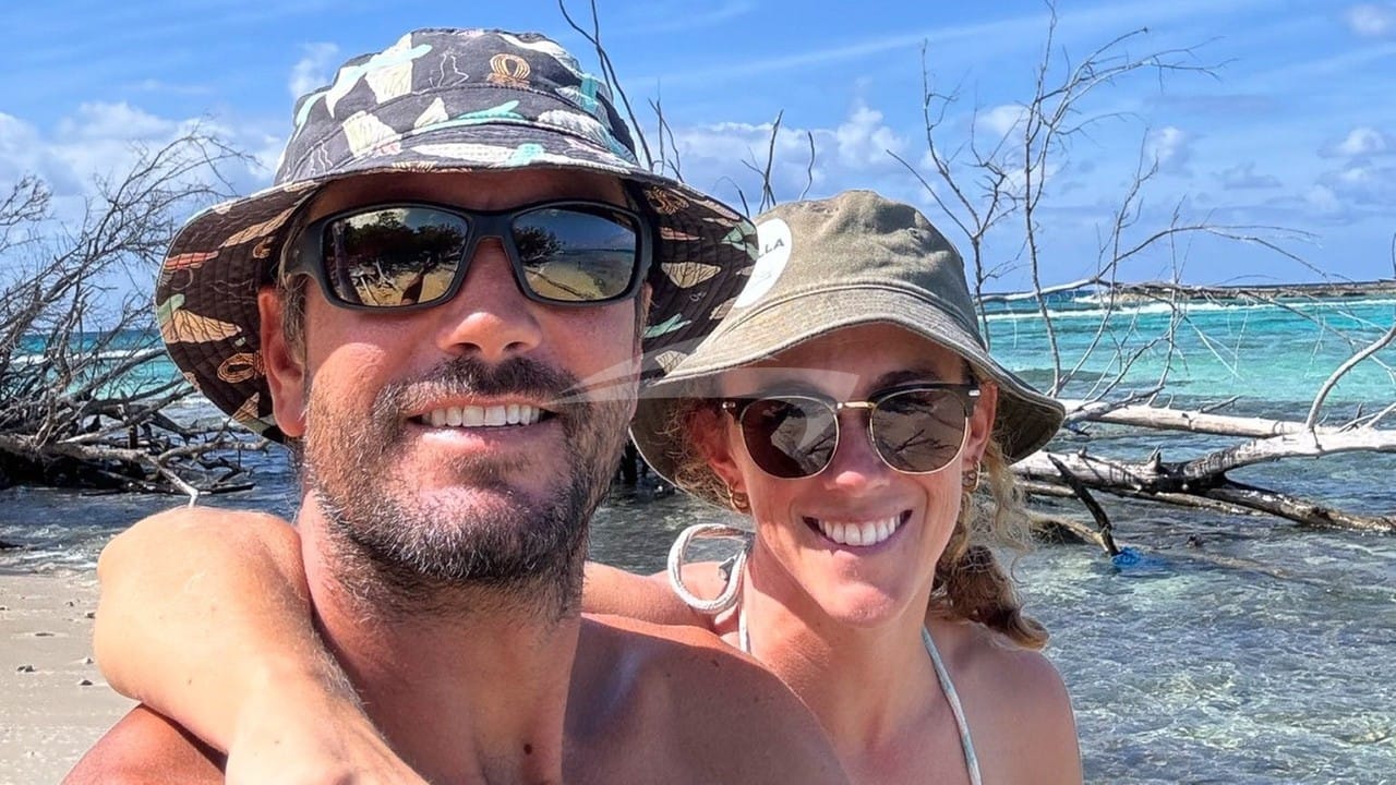 Luxury charter yacht crew for AWATEA