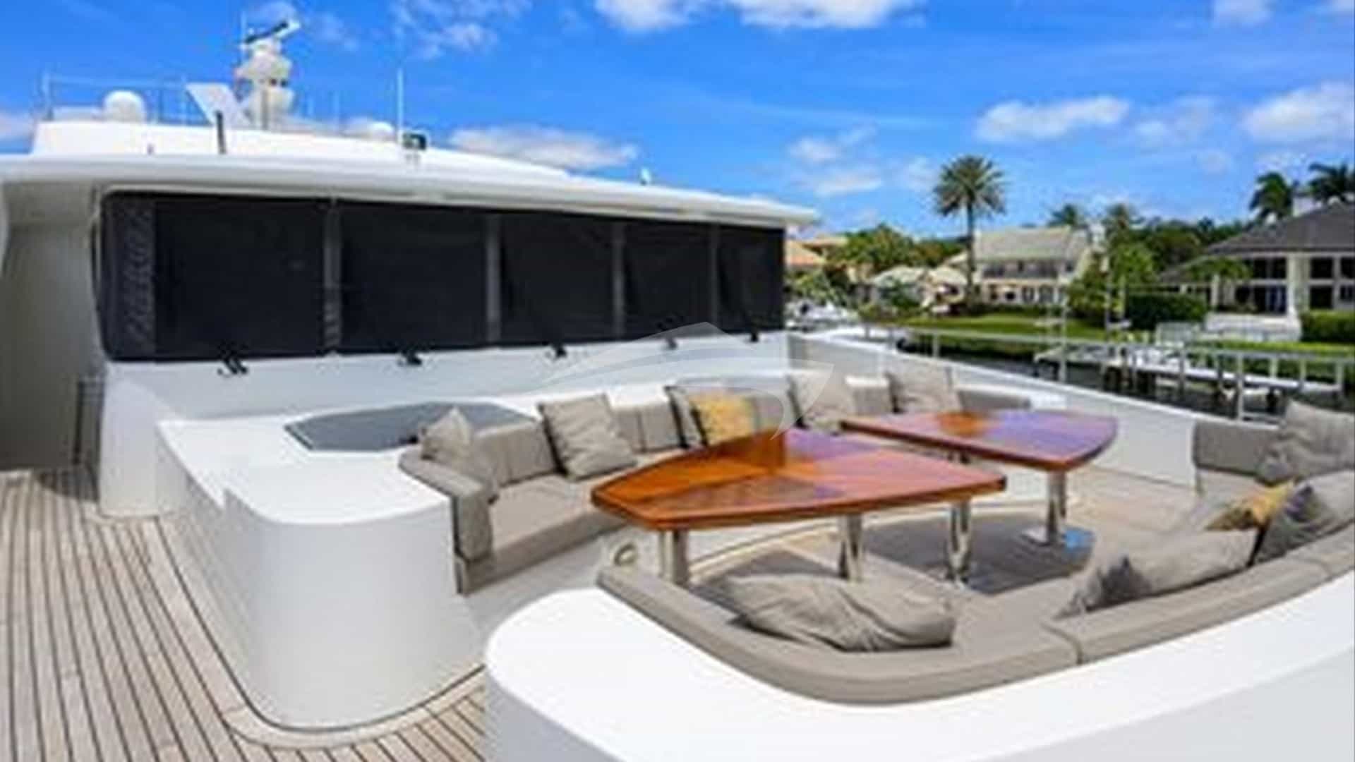 Foredeck Seating