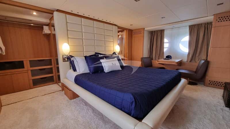 RED ROSE 26m motor yacht charter, photo 6