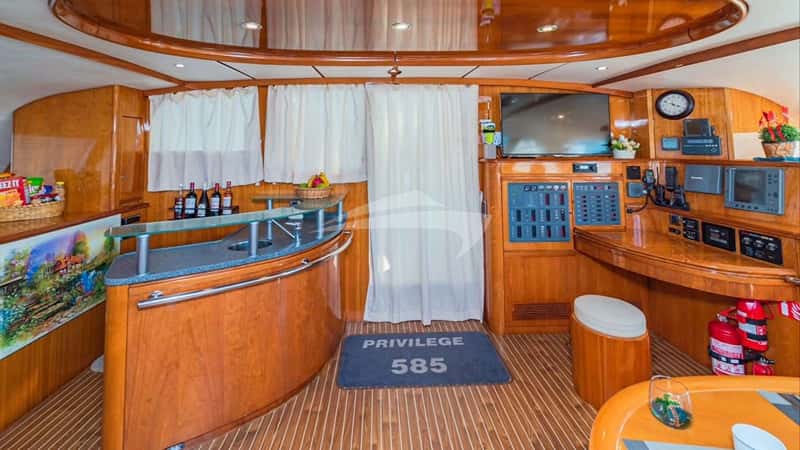 LADY MARIGOT 18m sailing yacht charter, photo 6