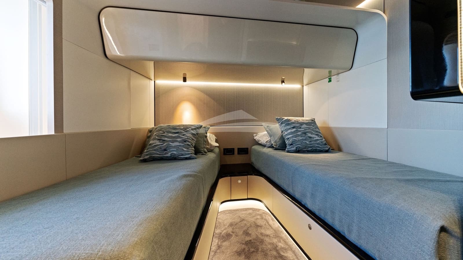 COMPASS, photo from the yacht portfolio 18