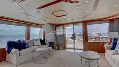 Skylounge aft
