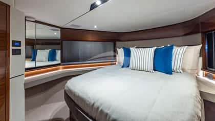 RESET 19m motor yacht charter, photo 8