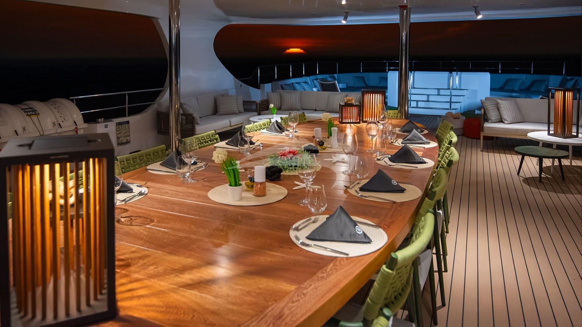 Tribute Al Fresco Dining