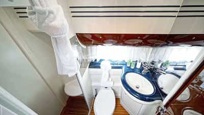 Twin Cabin Facilities shared with the other twin Cabin