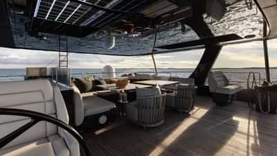 Aft Deck Seating