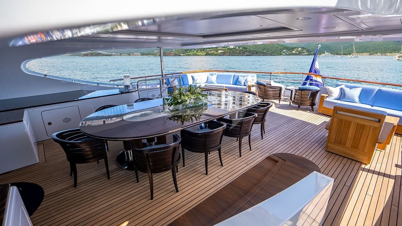 BRIDGE DECK AFT DECK