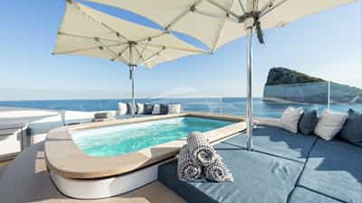 Jacuzzi