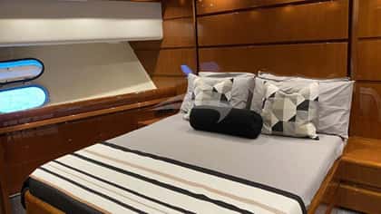 MAGIC SIX 27m motor yacht charter, photo 7