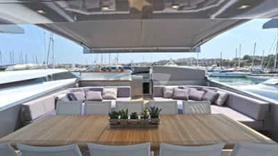 sundeck dining table