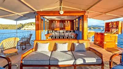 Deck Loungers