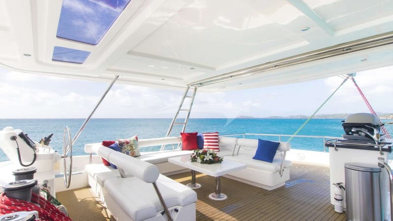 Gorgeous flybridge