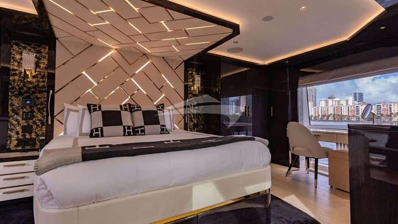 OLYMPUS 29m motor yacht charter, photo 7