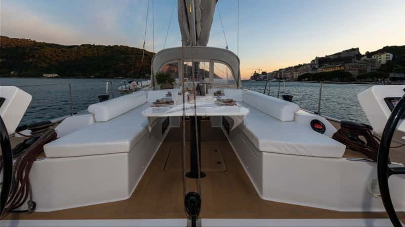 PURA FOLLIA 19m sailing yacht charter, photo 7