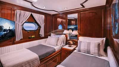 Twin Cabin