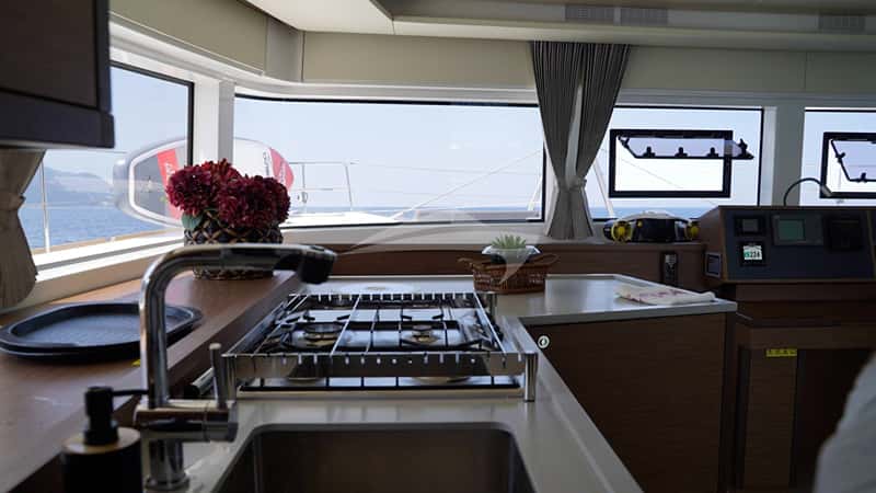 BLUE VELVET 16m sailing yacht charter, photo 9