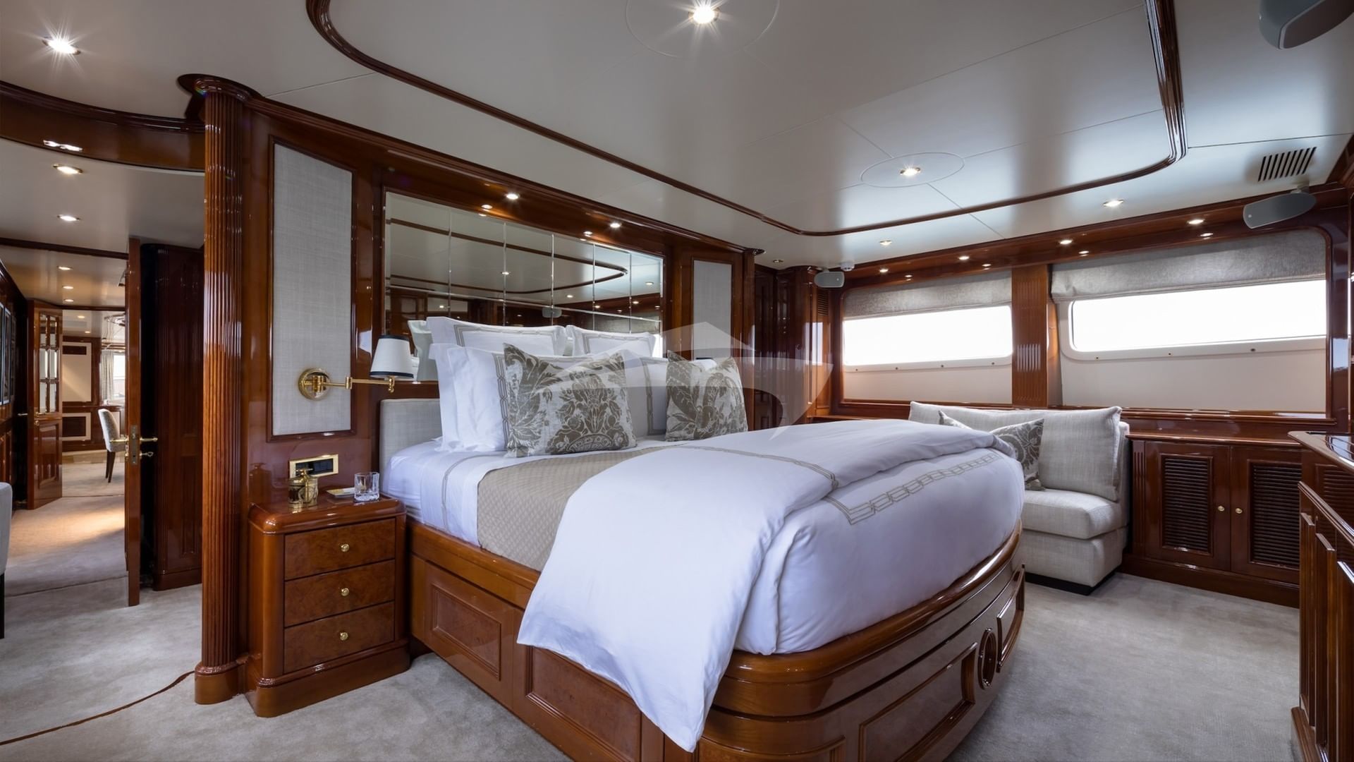 Master stateroom is full beam