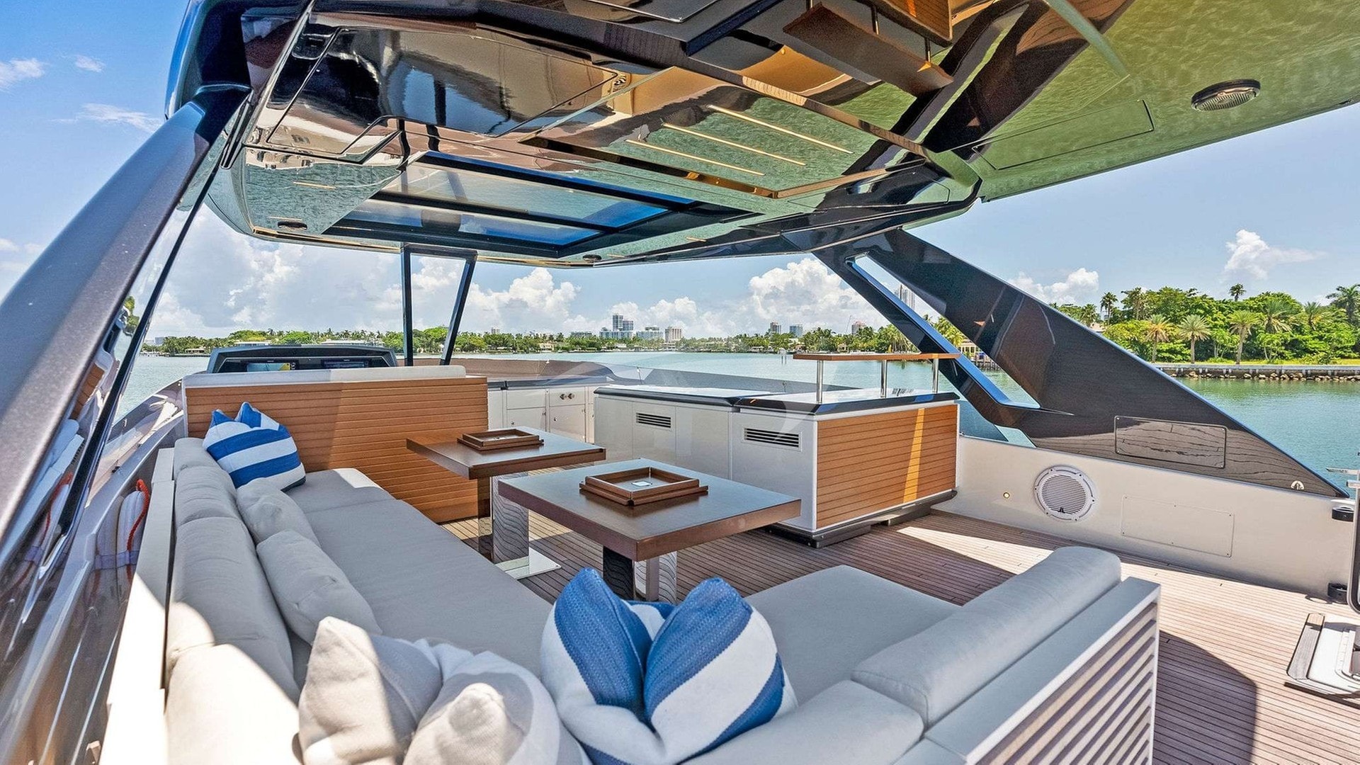 Sundeck