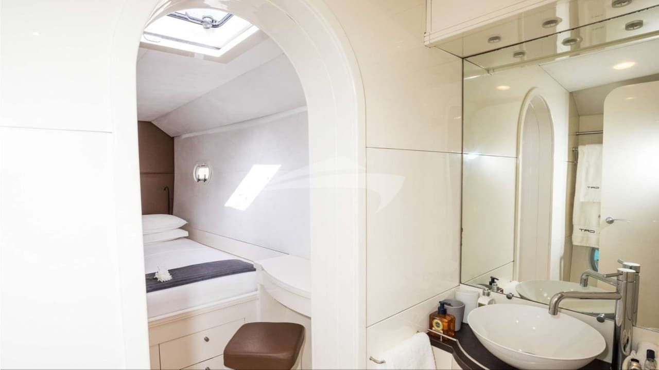 MAGIC CAT, photo from the yacht portfolio 16