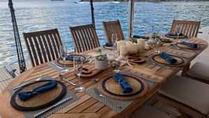 Aft deck afresco dining
