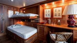 Single and Pullman Cabin