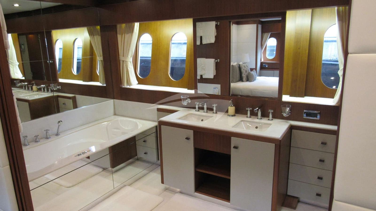 DREAM ON, photo from the yacht portfolio 4