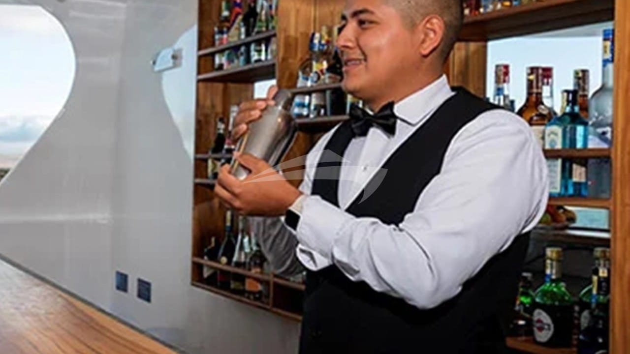 Luxury charter yacht crew for GALAPAGOS HORIZON