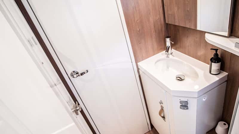 SOUTHERN QUEEN 17m sailing yacht charter, photo 8