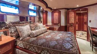 Guest Cabin