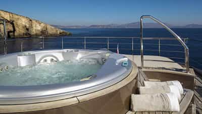 Jacuzzi
