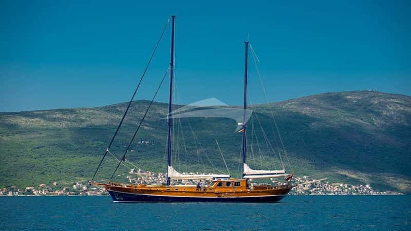 KAPTAN SEVKET 29m motor yacht charter