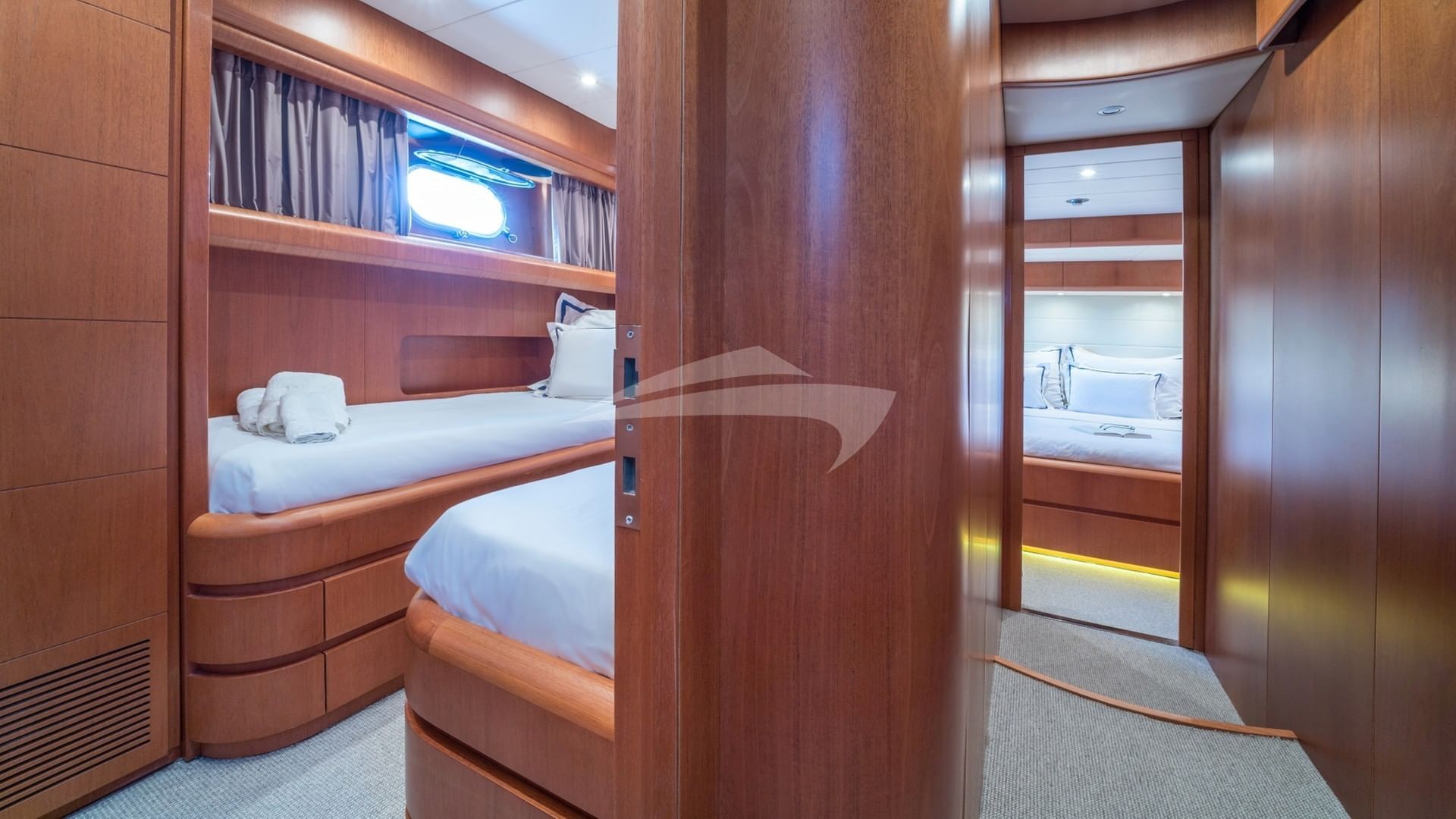 Twin Cabin and Hallway