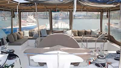 Awesome upper Flybridge lounge