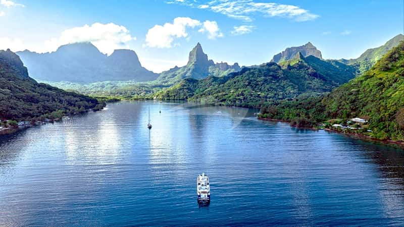 HANSE EXPLORER 48m motor yacht charter, photo 3