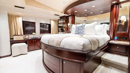 EALU 40m motor yacht charter, photo 6