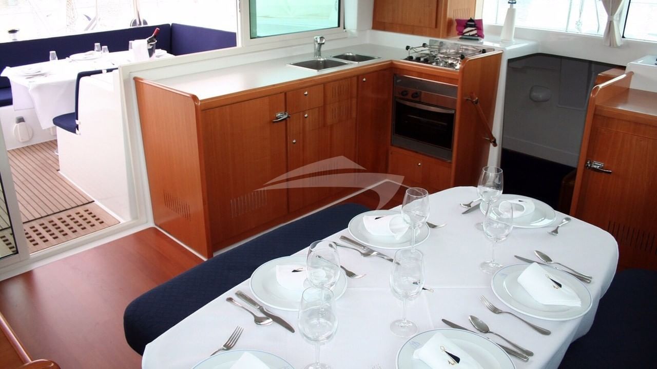 Dinner set out in the saloon